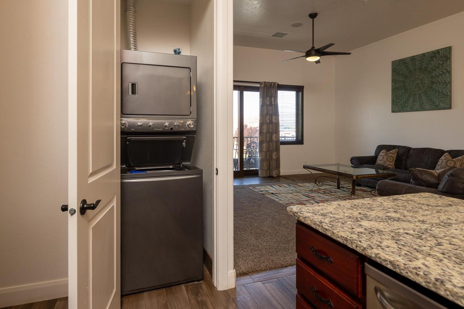 Unique Downtown Rental - La Dolce Vita Villas #5 Moab Buitenkant foto